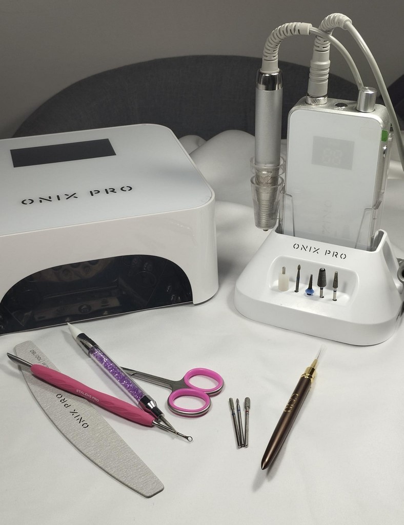 Les soins des mains Manucure Russe VEXIN SUR EPTE Les soins des mains Manucure Russe VEXIN SUR EPTE