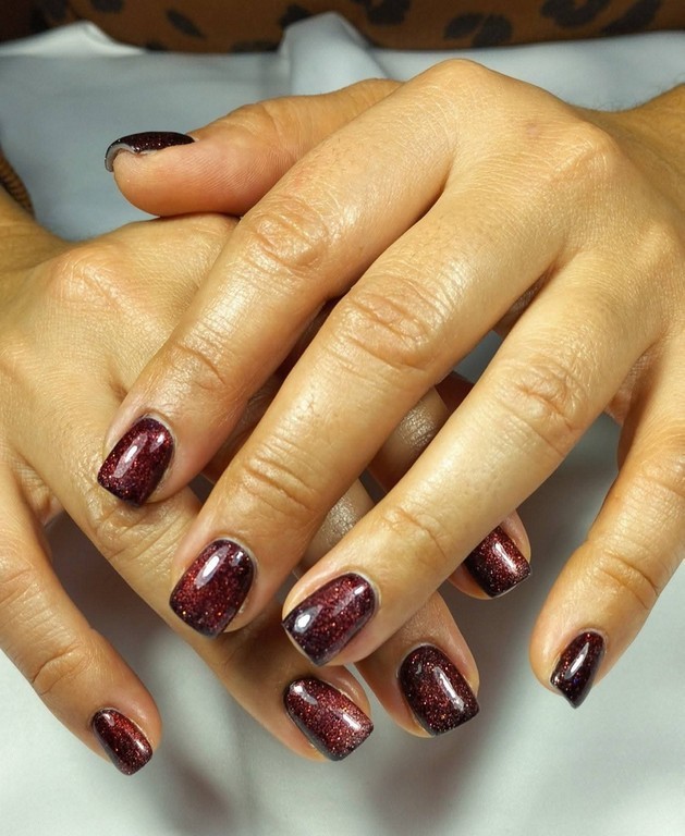 Les soins des mains Manicure Pedicure