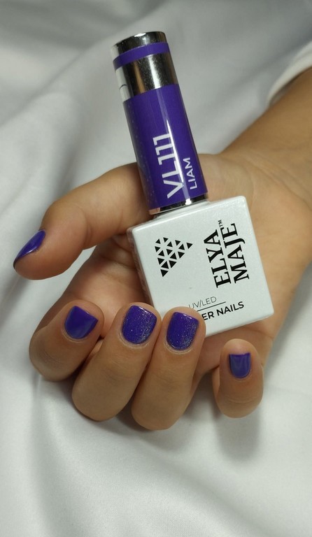 Les soins des mains Manicure Pedicure