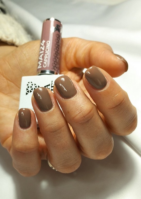 Les soins des mains Manicure Pedicure