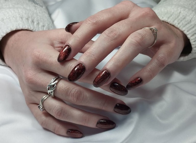 Épilation, soins du visage, manucure, Pedicure 